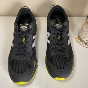 New Balance Fresh Foam Arishi Running Shoes Boys 5.5Y (Fits Women 7)